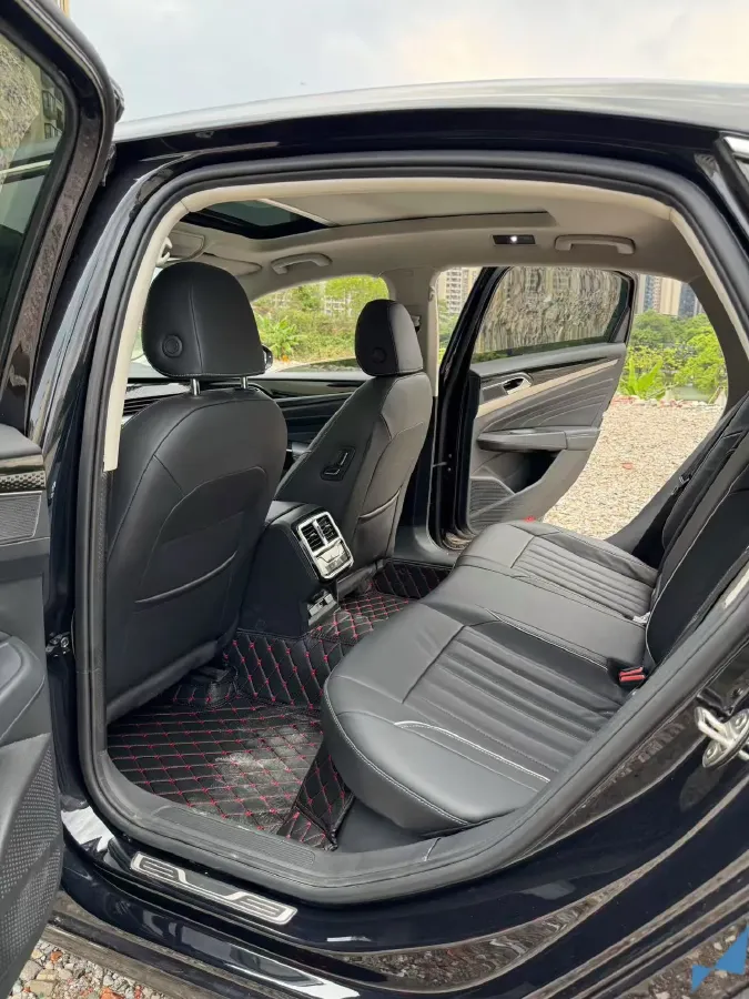 2022 Xpeng P7 BEV 60.2KWH,autocango,china used car exporter,china ev exporter,chinese used car exporter,chinese used ev exporter