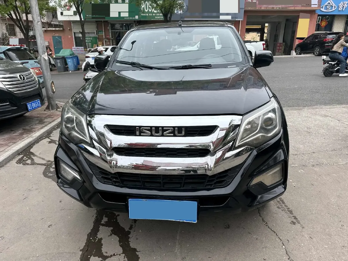 2019 Isuzu RE-MAX Jim 2.0T 204HP L4 5MT,autocango,china used car exporter,china ev exporter,chinese used car exporter,chinese used ev exporter