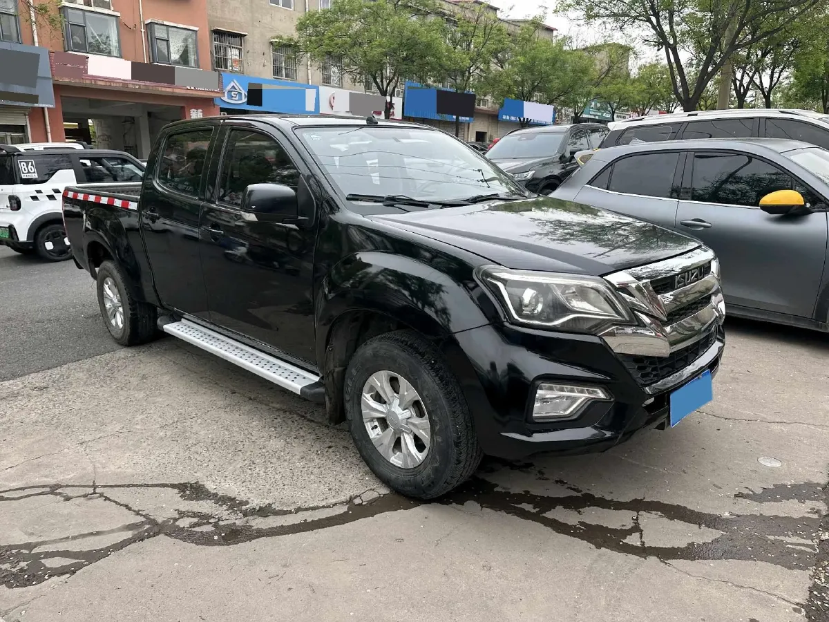 2019 Isuzu RE-MAX Jim 2.0T 204HP L4 5MT,autocango,china used car exporter,china ev exporter,chinese used car exporter,chinese used ev exporter