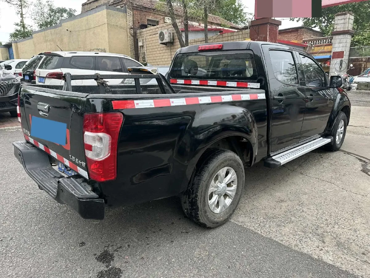 2019 Isuzu RE-MAX Jim 2.0T 204HP L4 5MT,autocango,china used car exporter,china ev exporter,chinese used car exporter,chinese used ev exporter