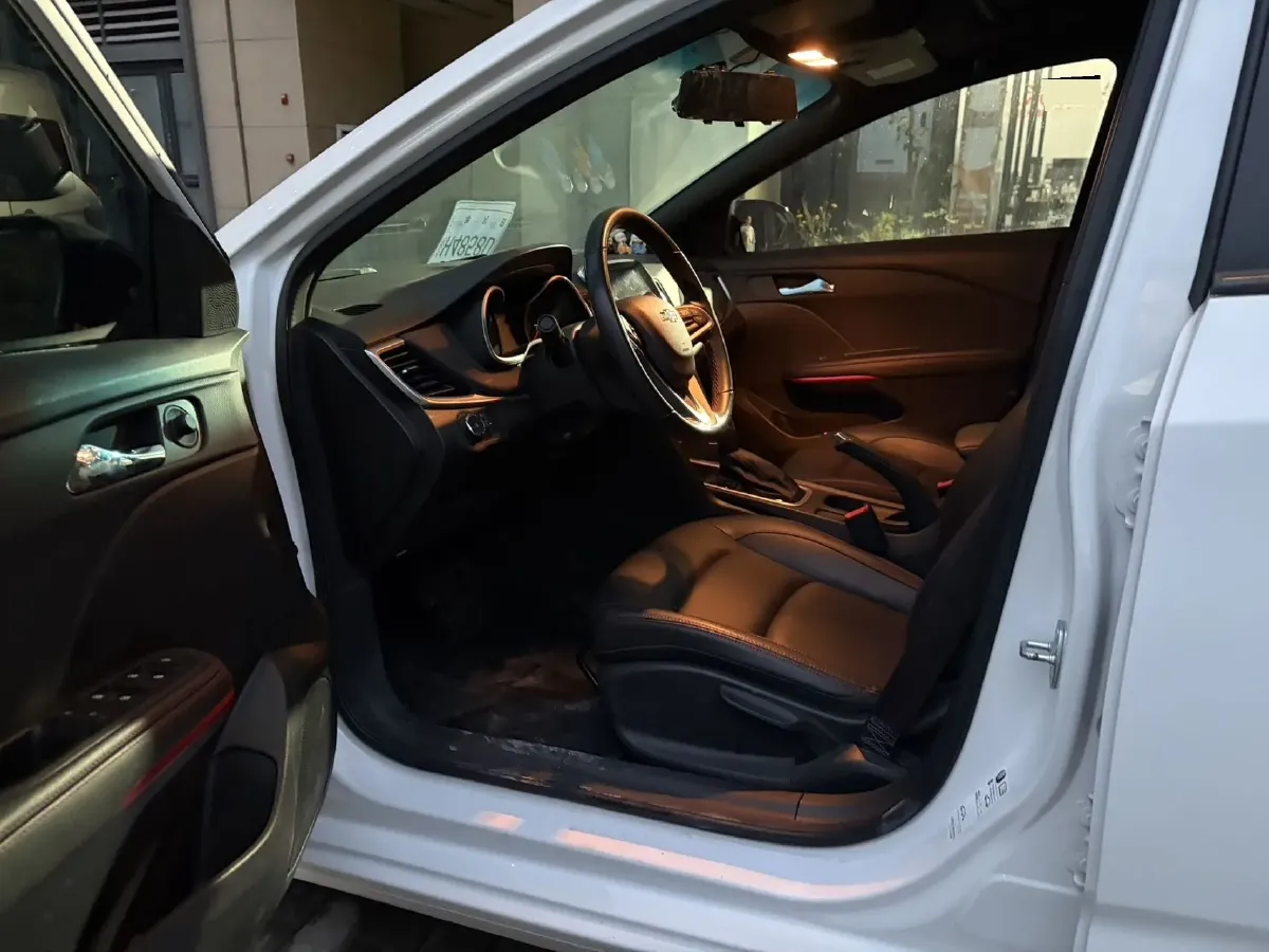 2022 Chevrolet Monza 1.3T 163HP L3 6AT,autocango,china used car exporter,china ev exporter,chinese used car exporter,chinese used ev exporter