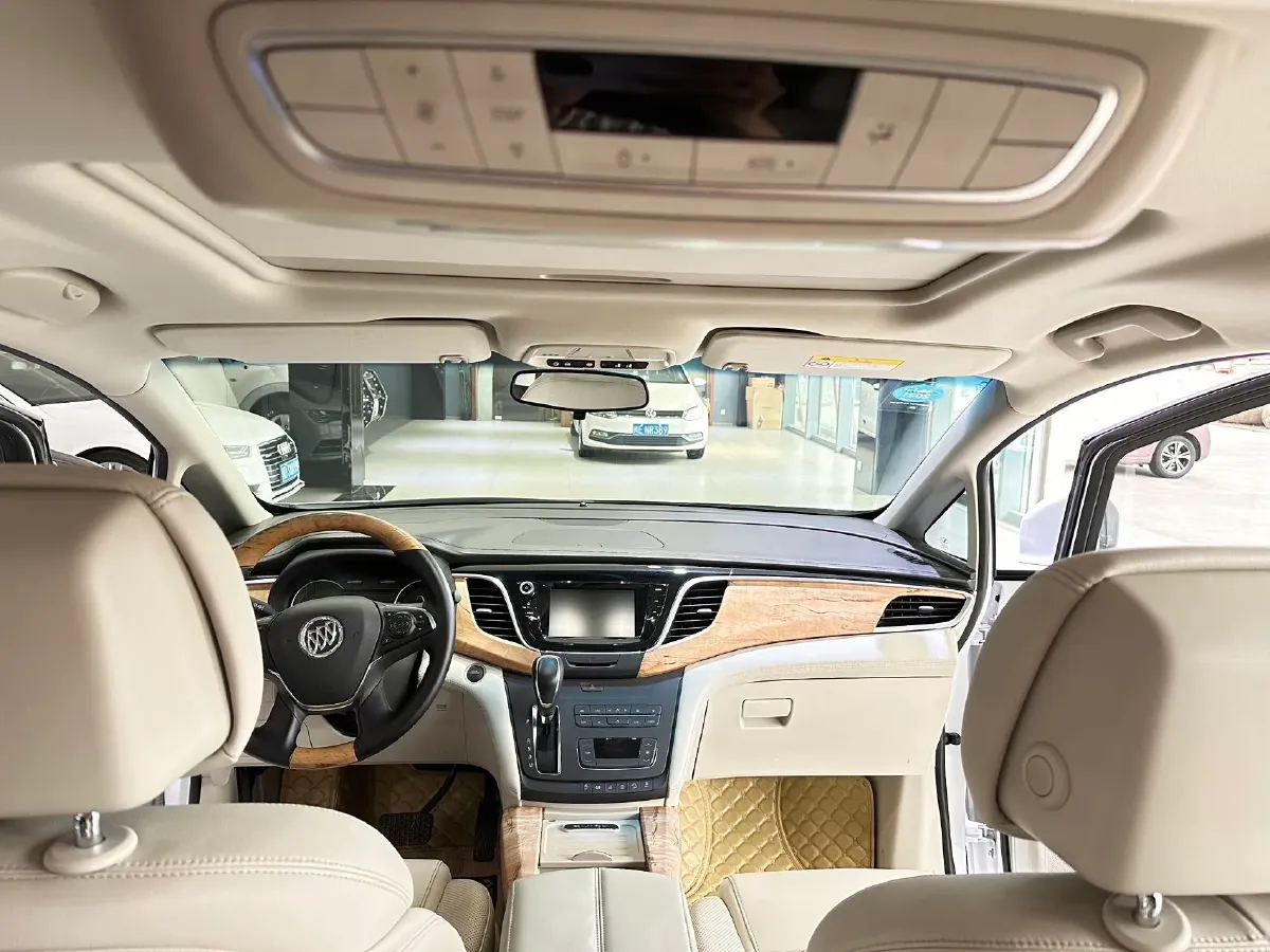 2018 Buick GL8 2.0T 260HP L4 6AT,autocango,china used car exporter,china ev exporter,chinese used car exporter,chinese used ev exporter