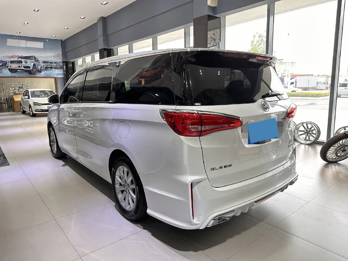 2018 Buick GL8 2.0T 260HP L4 6AT,autocango,china used car exporter,china ev exporter,chinese used car exporter,chinese used ev exporter