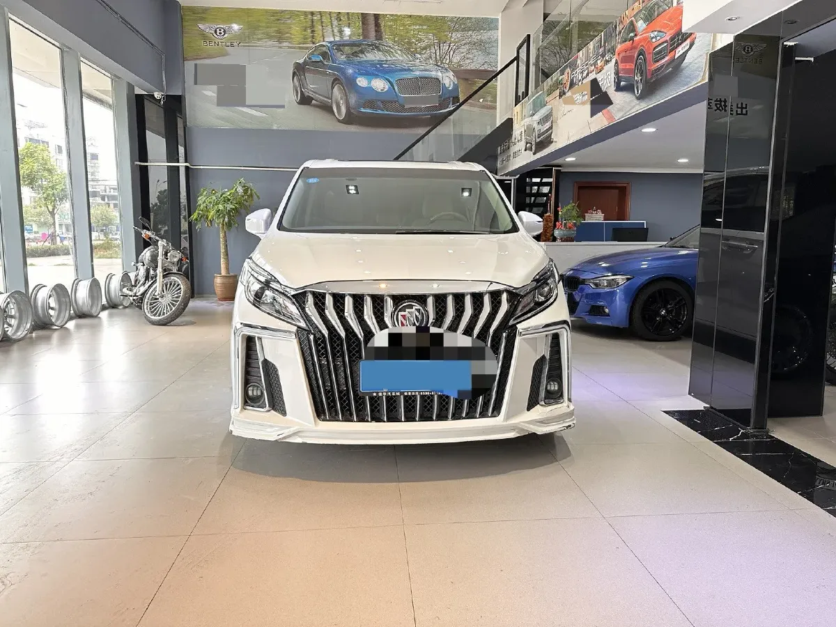 2018 Buick GL8 2.0T 260HP L4 6AT,autocango,china used car exporter,china ev exporter,chinese used car exporter,chinese used ev exporter