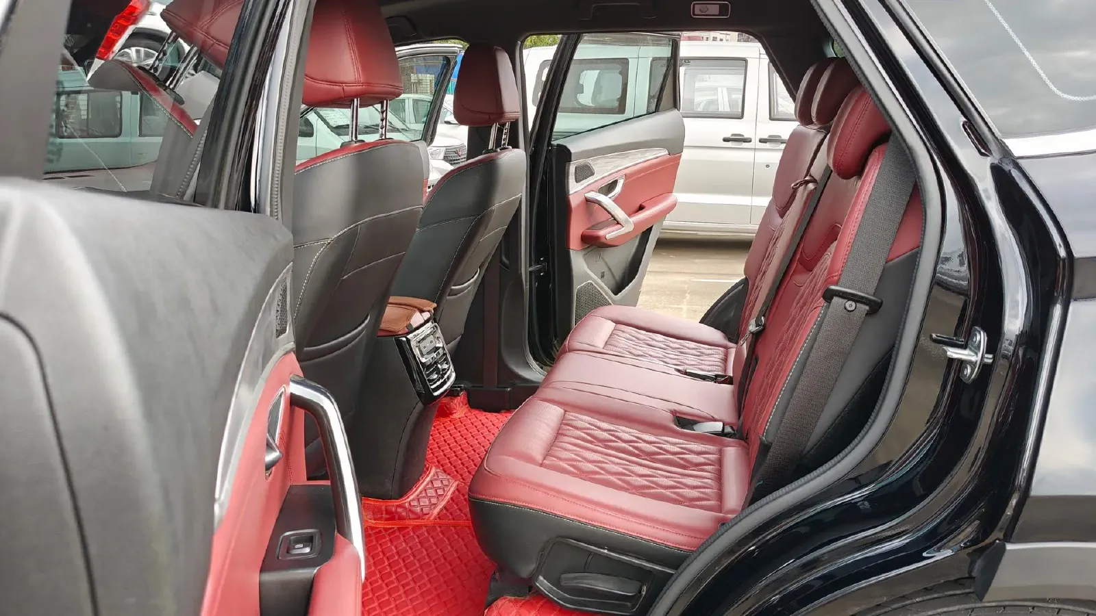 2023 Jetour X70 Plus 1.5T 156HP L4 6DCT,autocango,china used car exporter,china ev exporter,chinese used car exporter,chinese used ev exporter