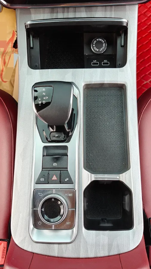 2023 Jetour X70 Plus 1.5T 156HP L4 6DCT,autocango,china used car exporter,china ev exporter,chinese used car exporter,chinese used ev exporter