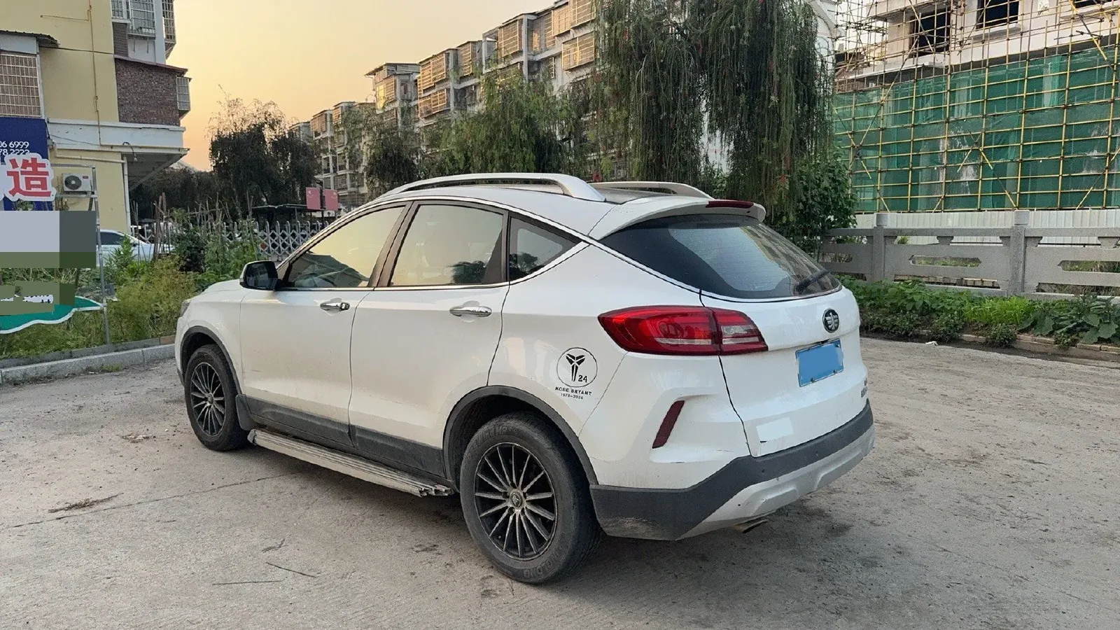 2017 Bestune X80 1.8T 186HP L4 6AT,autocango,china used car exporter,china ev exporter,chinese used car exporter,chinese used ev exporter