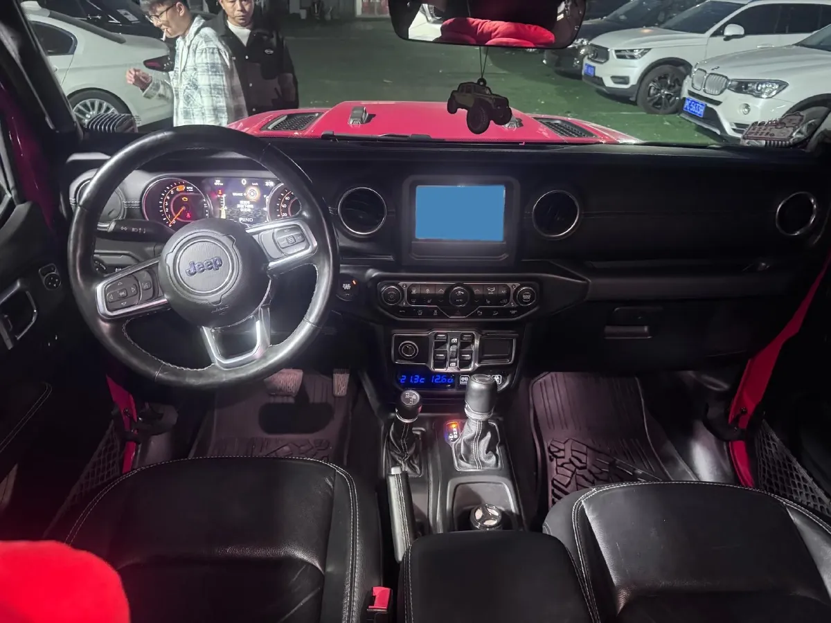 2019 Jeep Wrangler 2.0T 266HP L4 8AT,autocango,china used car exporter,china ev exporter,chinese used car exporter,chinese used ev exporter