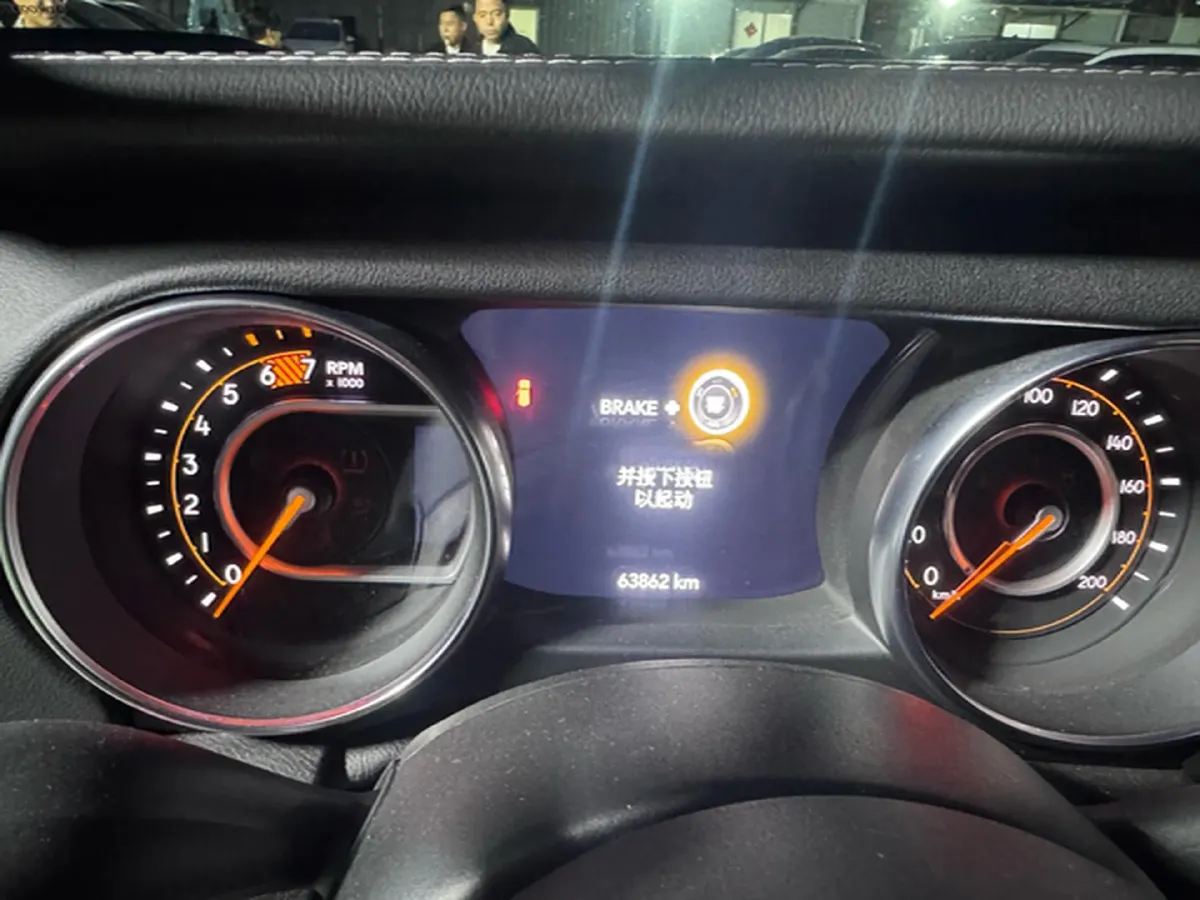 2019 Jeep Wrangler 2.0T 266HP L4 8AT,autocango,china used car exporter,china ev exporter,chinese used car exporter,chinese used ev exporter