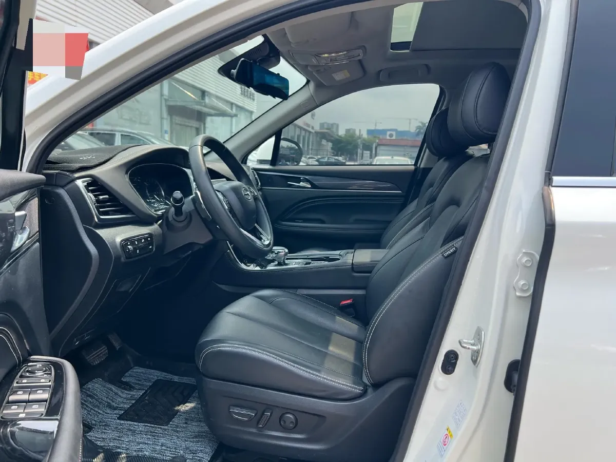 2021 GAC Trumpchi GS5 1.5T 169HP L4 6AT,autocango,china used car exporter,china ev exporter,chinese used car exporter,chinese used ev exporter