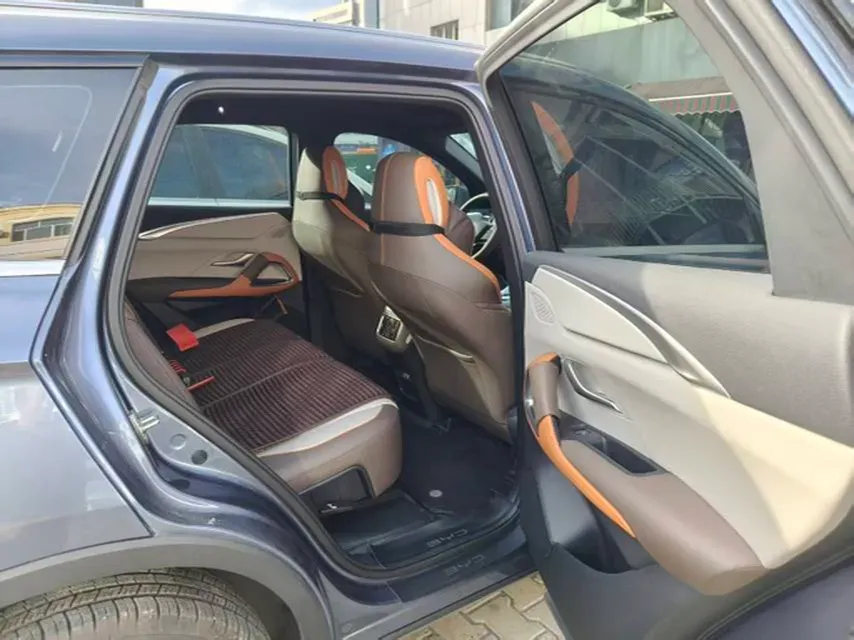 2023 BYD Song Pro 1.5L 110HP L4 E-CVT PHEV 12.9KWH,autocango,china used car exporter,china ev exporter,chinese used car exporter,chinese used ev exporter