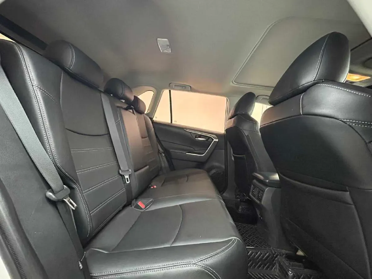 2020 Toyota RAV4 2.0L 171HP L4 CVT,autocango,china used car exporter,china ev exporter,chinese used car exporter,chinese used ev exporter