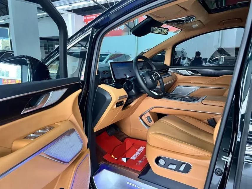 2024 Voyah ZhuiGuang 1.5T 136HP L4 PHEV 43KWH,autocango,china used car exporter,china ev exporter,chinese used car exporter,chinese used ev exporter