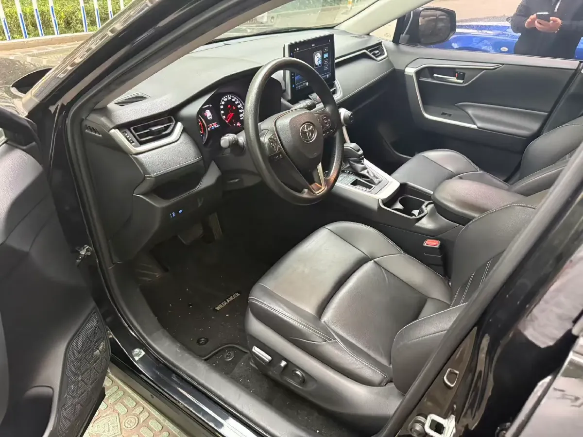 2020 Toyota Wildlander 2.0L 171HP L4 CVT,autocango,china used car exporter,china ev exporter,chinese used car exporter,chinese used ev exporter