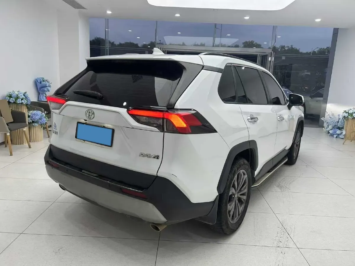 2023 Toyota RAV4 2.0L 171HP L4 CVT,autocango,china used car exporter,china ev exporter,chinese used car exporter,chinese used ev exporter