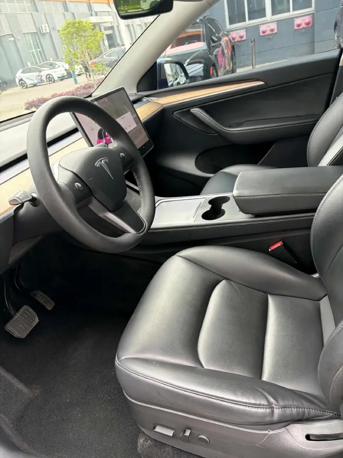 2021 Tesla Model Y BEV 60KWH,autocango,china used car exporter,china ev exporter,chinese used car exporter,chinese used ev exporter