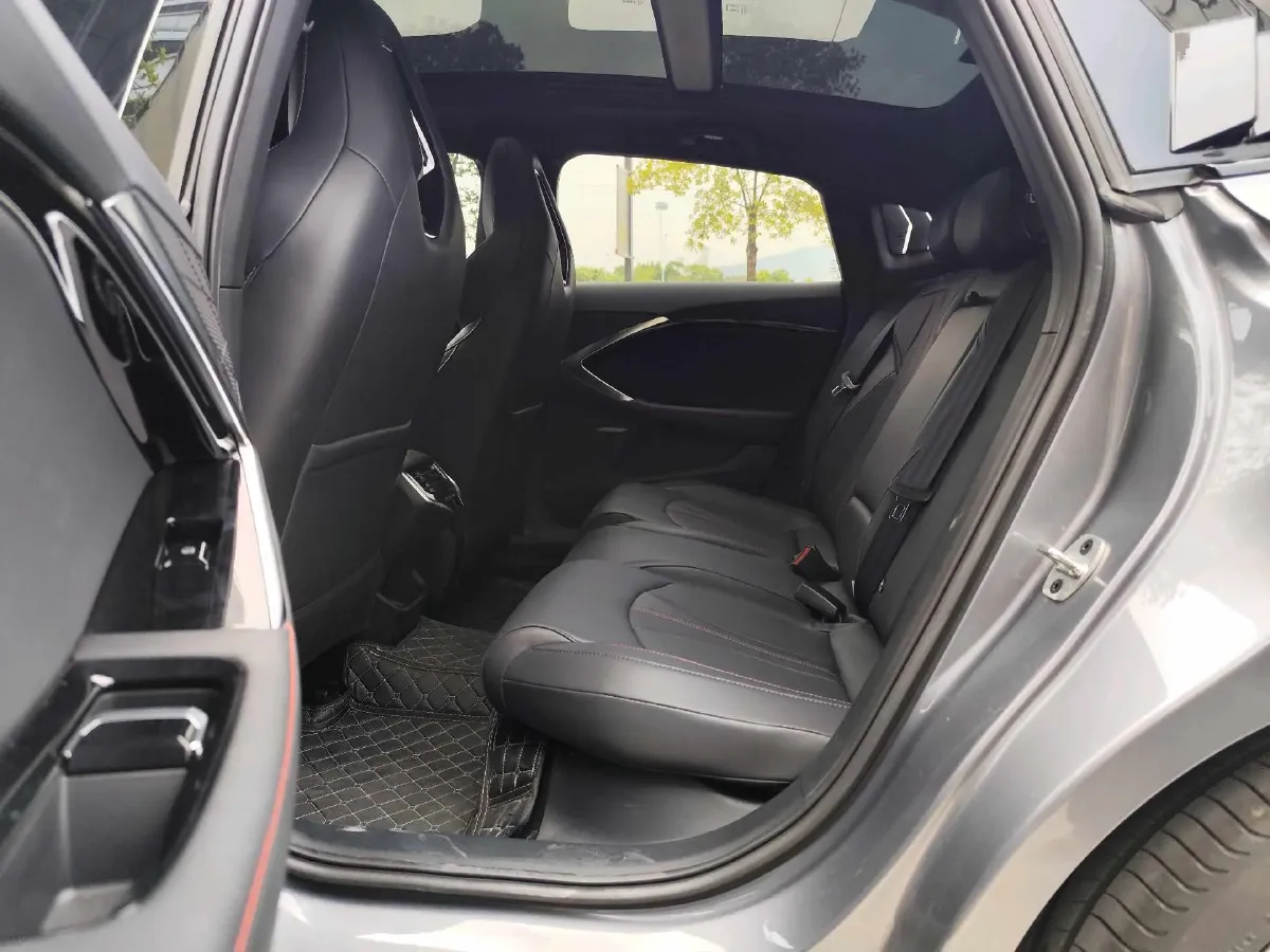 2023 MG 7 1.5T 188HP L4 7DCT,autocango,china used car exporter,china ev exporter,chinese used car exporter,chinese used ev exporter