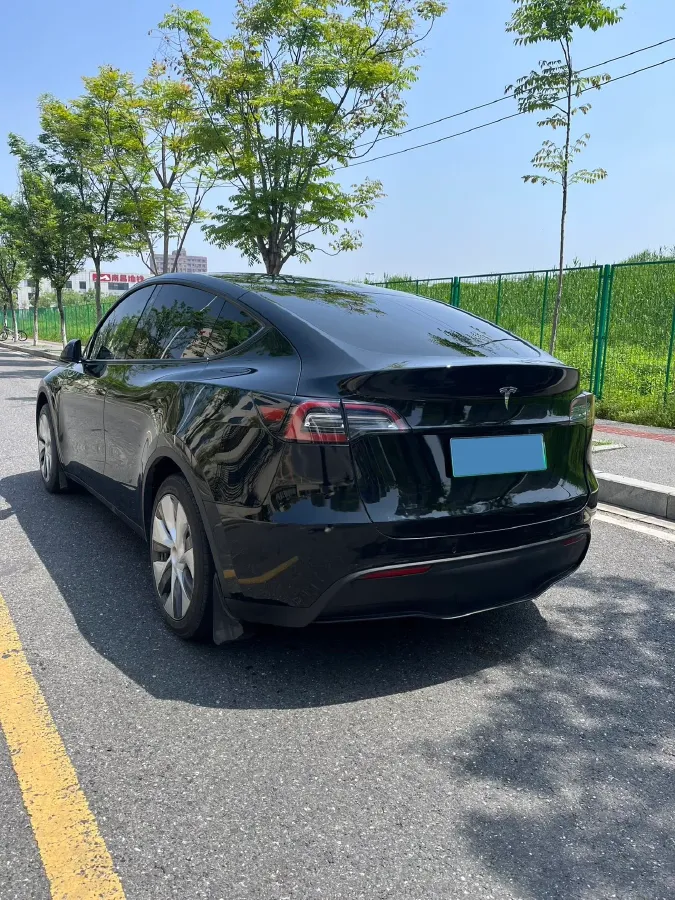 2022 Tesla Model Y BEV 60KWH,autocango,china used car exporter,china ev exporter,chinese used car exporter,chinese used ev exporter