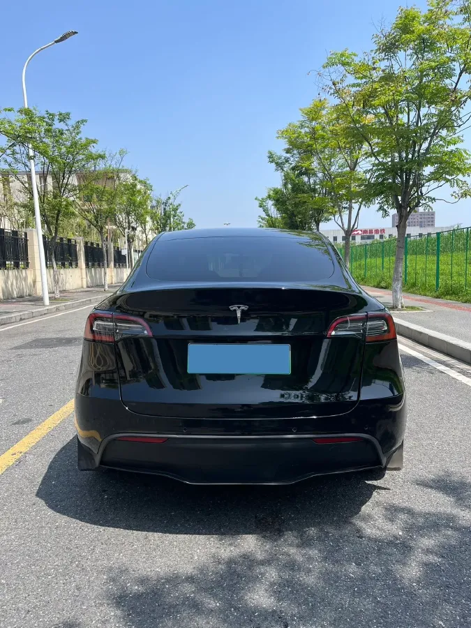 2022 Tesla Model Y BEV 60KWH,autocango,china used car exporter,china ev exporter,chinese used car exporter,chinese used ev exporter