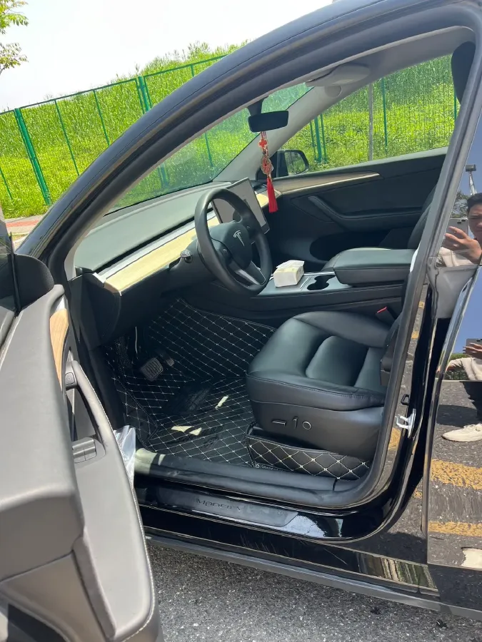 2022 Tesla Model Y BEV 60KWH,autocango,china used car exporter,china ev exporter,chinese used car exporter,chinese used ev exporter