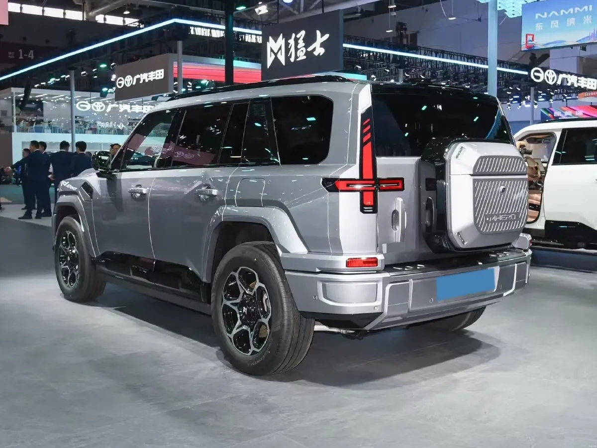 2025 BMW 3 Series 2.0T 245HP L4 8AT,autocango,china used car exporter,china ev exporter,chinese used car exporter,chinese used ev exporter