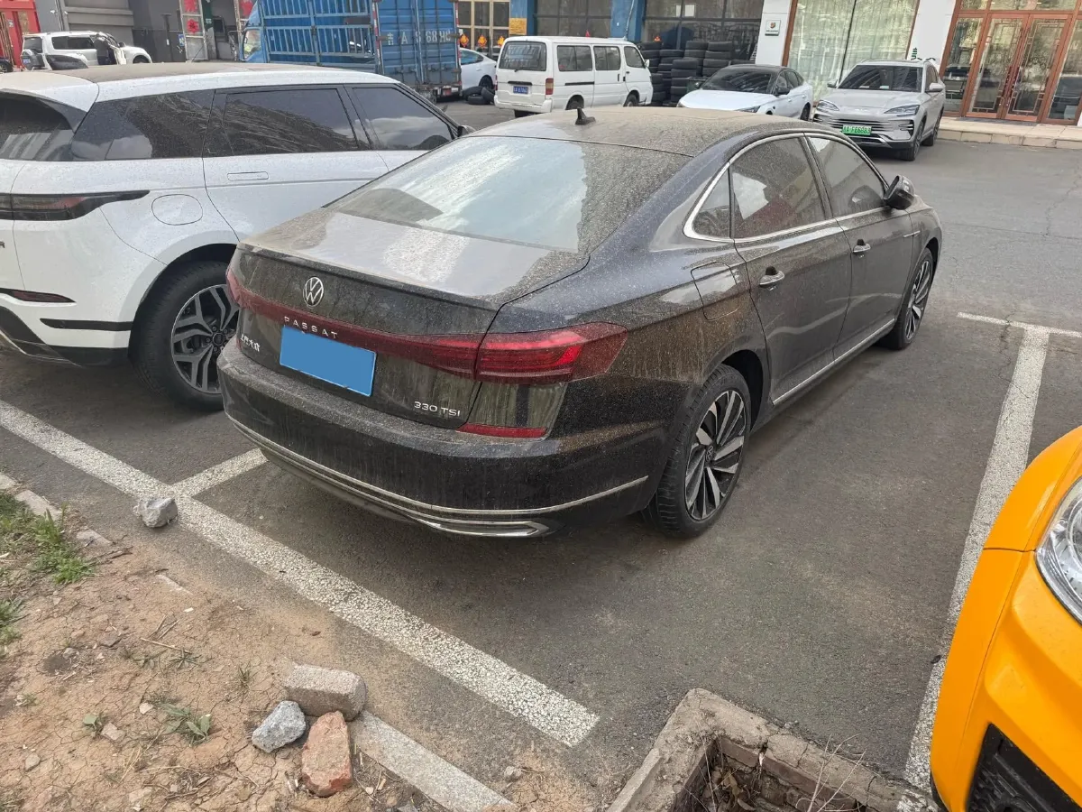 2023 Volkswagen Passat 2.0T 186HP L4 7DCT,autocango,china used car exporter,china ev exporter,chinese used car exporter,chinese used ev exporter