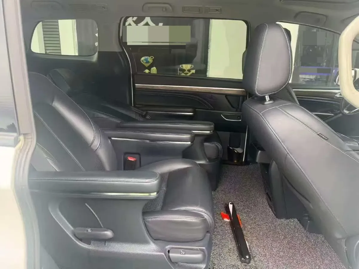 2021 GAC Trumpchi M8 2.0T 252HP L4 8AT,autocango,china used car exporter,china ev exporter,chinese used car exporter,chinese used ev exporter