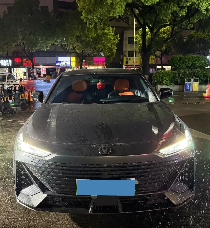 2023 ChangAn UNI-V iDD 1.5T 170HP L4 6TCT PHEV 18.4KWH,autocango,china used car exporter,china ev exporter,chinese used car exporter,chinese used ev exporter