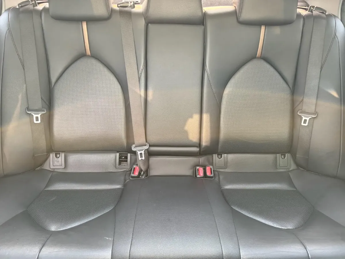 2019 Toyota Camry 2.5L 209HP L4 8AT,autocango,china used car exporter,china ev exporter,chinese used car exporter,chinese used ev exporter