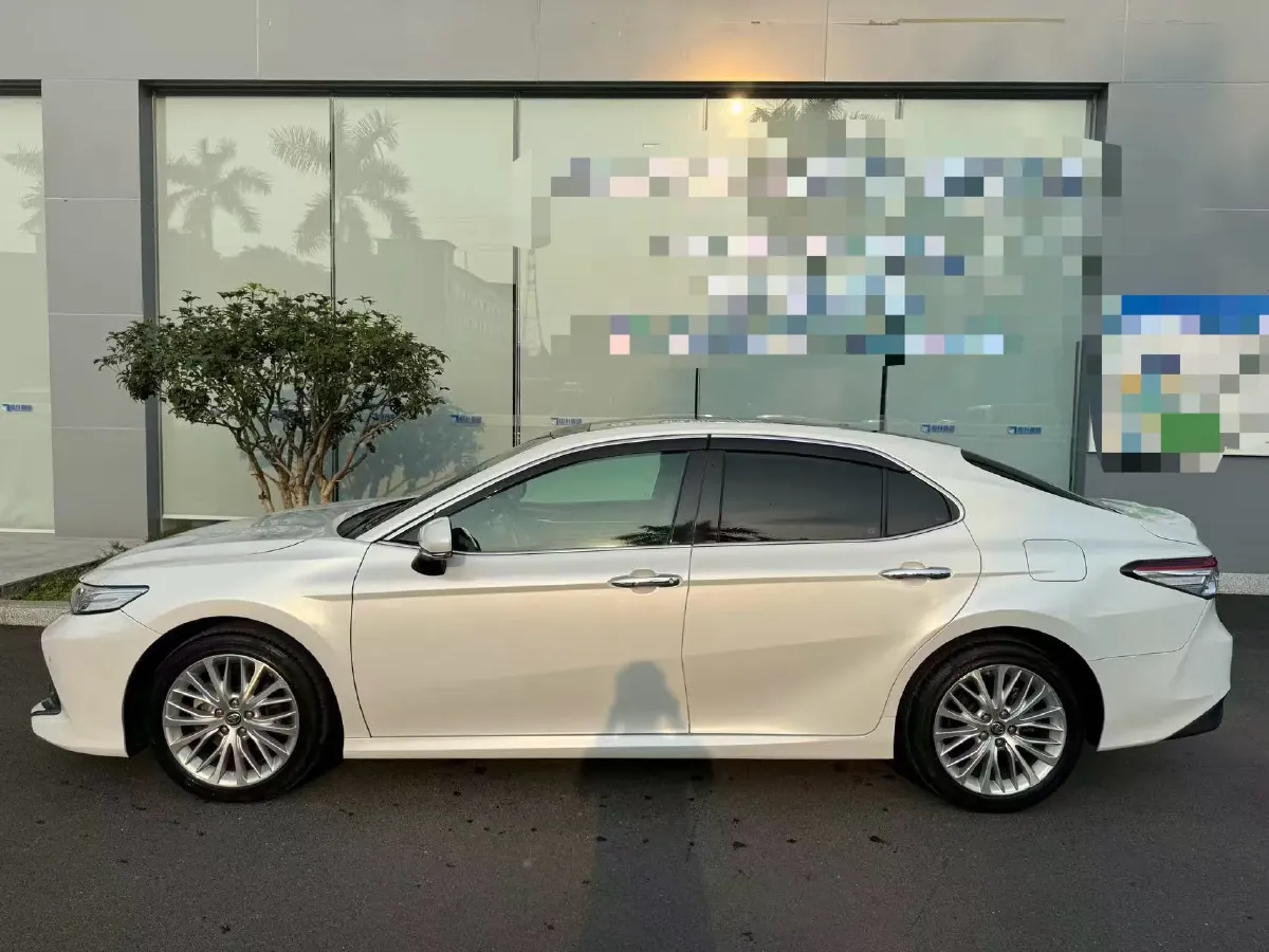 2019 Toyota Camry 2.5L 209HP L4 8AT,autocango,china used car exporter,china ev exporter,chinese used car exporter,chinese used ev exporter