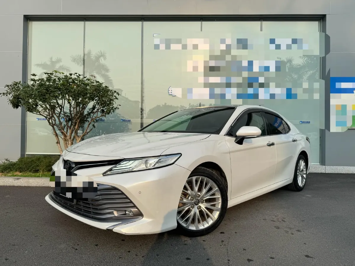 2019 Toyota Camry 2.5L 209HP L4 8AT,autocango,china used car exporter,china ev exporter,chinese used car exporter,chinese used ev exporter