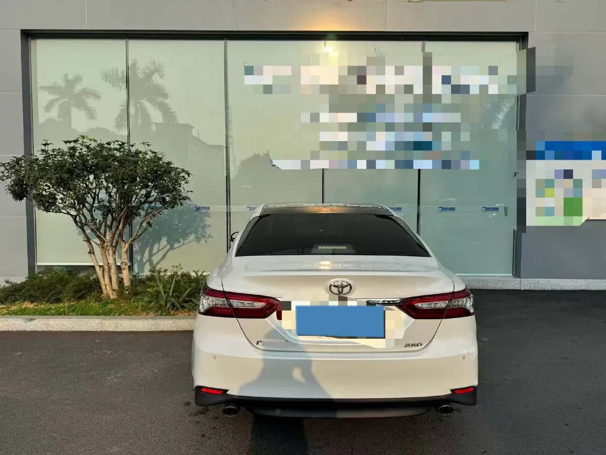 2019 Toyota Camry 2.5L 209HP L4 8AT,autocango,china used car exporter,china ev exporter,chinese used car exporter,chinese used ev exporter