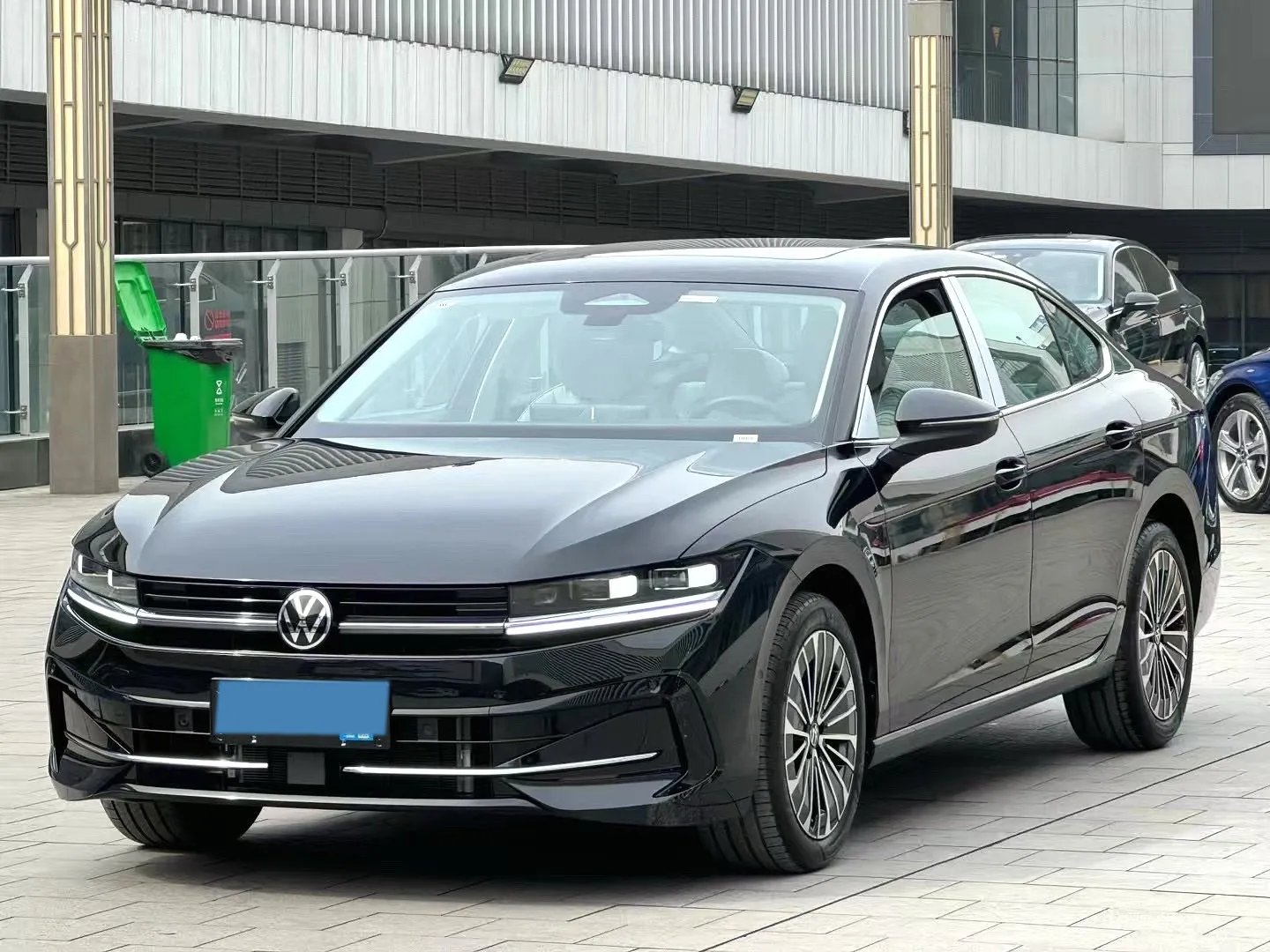 2024 Volkswagen Magotan 2.0T 220HP L4 7DCT