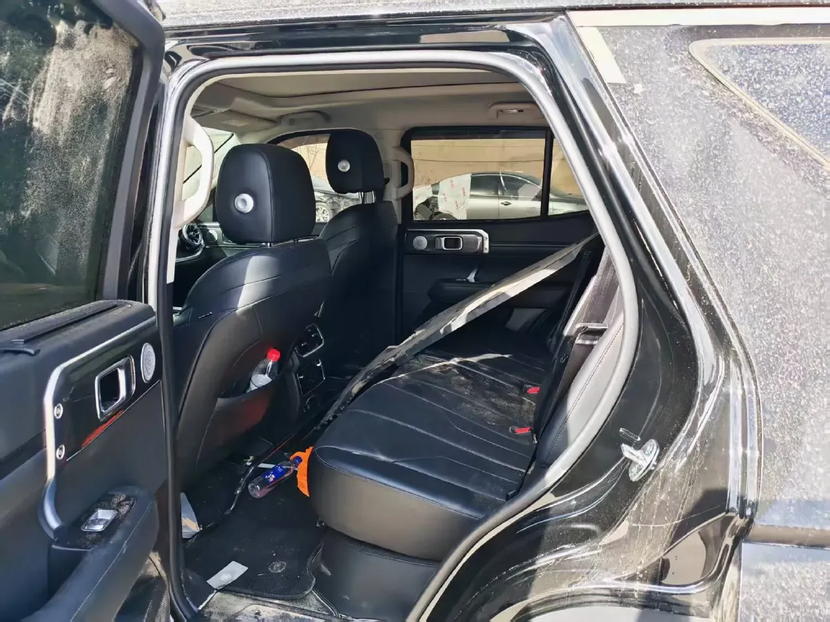 2023 Tank 400 2.0T 252HP L4 9AT PHEV 37.1KWH,autocango,china used car exporter,china ev exporter,chinese used car exporter,chinese used ev exporter