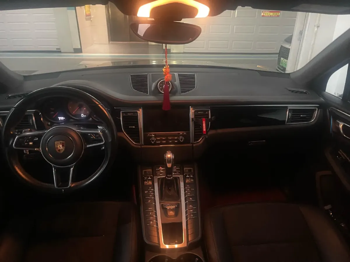 2017 Land Rover Range Rover Evoque 2.0T 241HP L4 9AT,autocango,china used car exporter,china ev exporter,chinese used car exporter,chinese used ev exporter