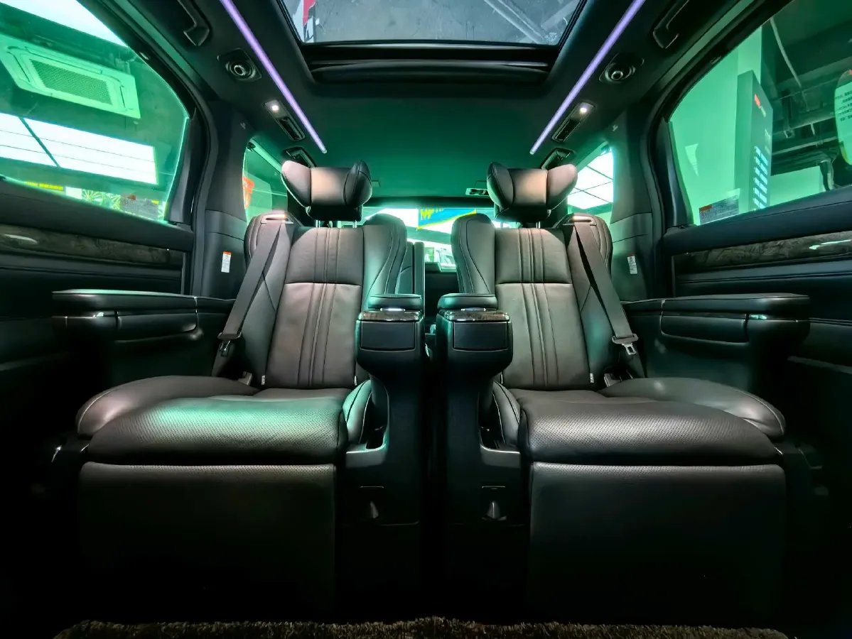 2021 Toyota Alphard 2.5L 117HP L4 E-CVT Hybrid,autocango,china used car exporter,china ev exporter,chinese used car exporter,chinese used ev exporter