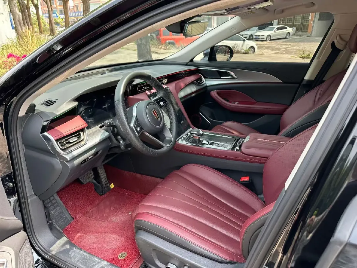 2025 HongQi H5 1.5T 169HP L4 7DCT,autocango,china used car exporter,china ev exporter,chinese used car exporter,chinese used ev exporter