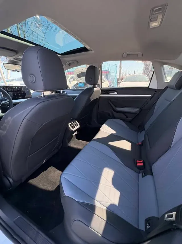 2024 Volkswagen Lavida 1.5L 110HP L4 6AT,autocango,china used car exporter,china ev exporter,chinese used car exporter,chinese used ev exporter