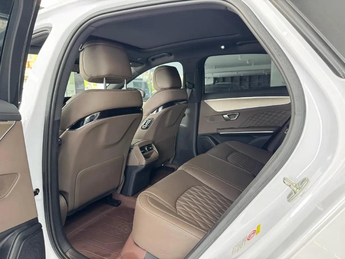 2023 BYD Han 1.5T 139HP L4 E-CVT PHEV 18.316KWH,autocango,china used car exporter,china ev exporter,chinese used car exporter,chinese used ev exporter
