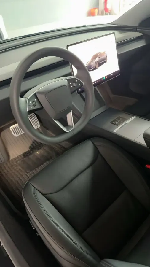 2025 Tesla Model 3 BEV 62.5KWH,autocango,china used car exporter,china ev exporter,chinese used car exporter,chinese used ev exporter