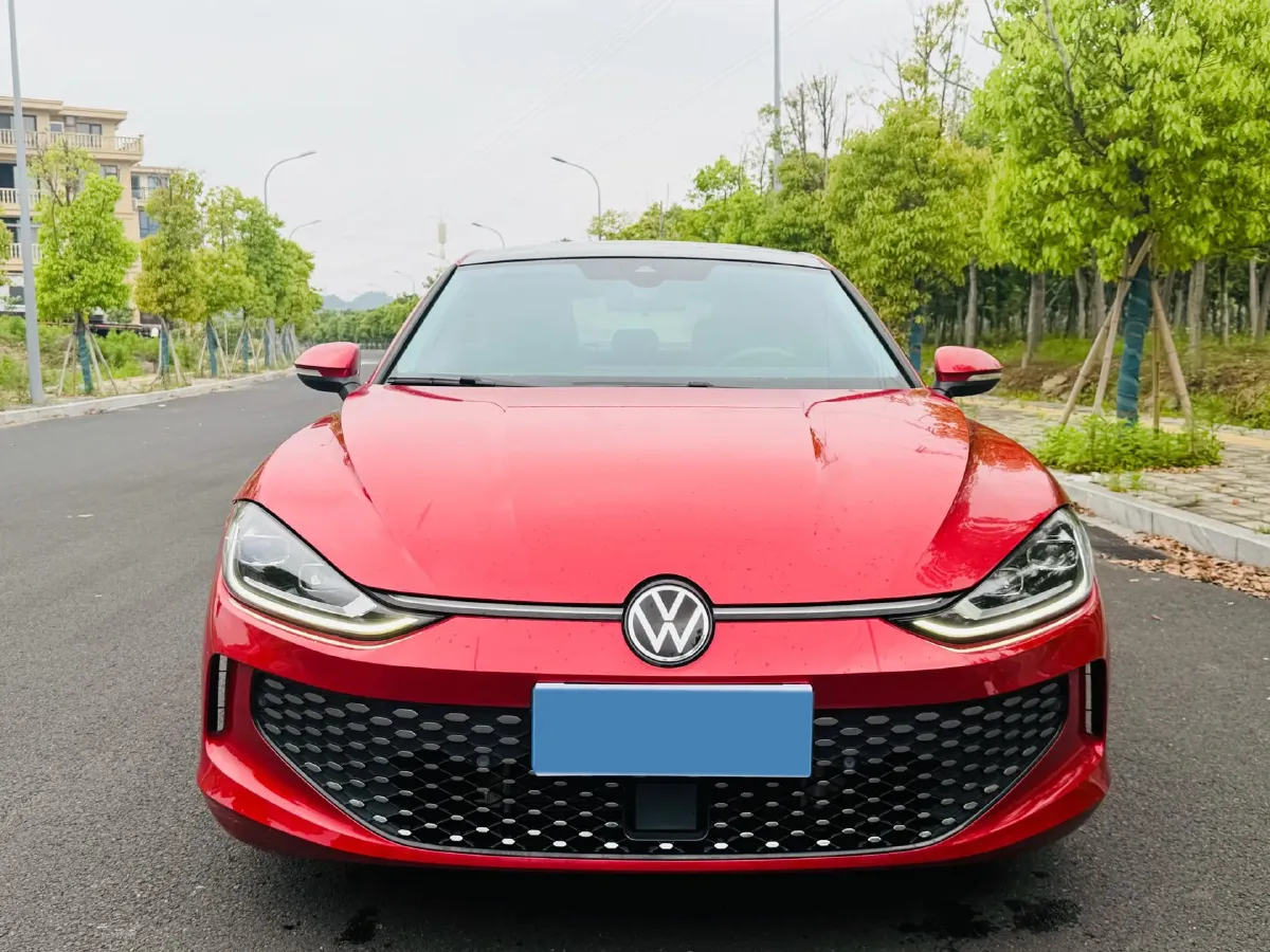 2022 Skoda Superb 2.0T 186HP L4 7DCT,autocango,china used car exporter,china ev exporter,chinese used car exporter,chinese used ev exporter