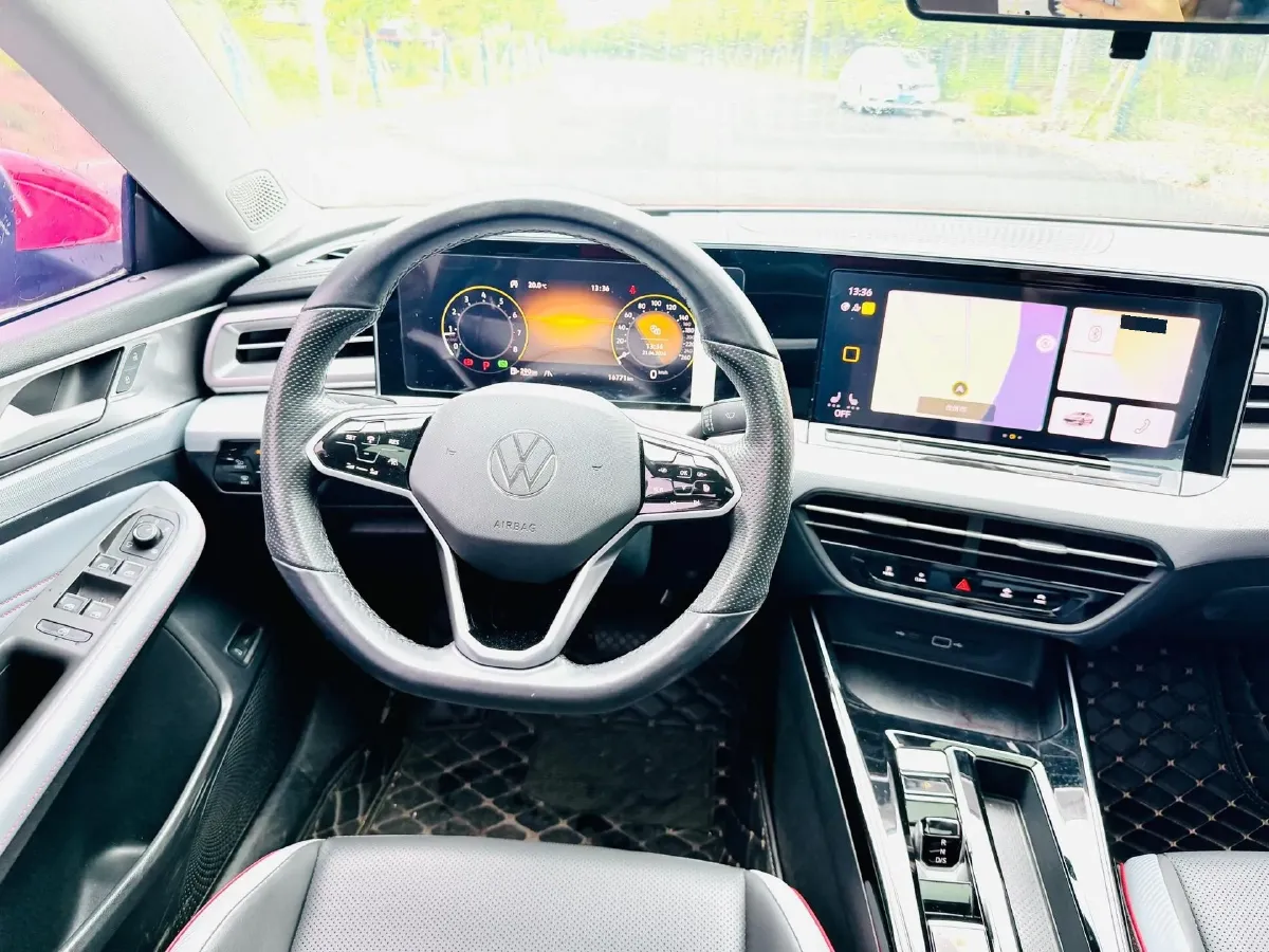 2022 Skoda Superb 2.0T 186HP L4 7DCT,autocango,china used car exporter,china ev exporter,chinese used car exporter,chinese used ev exporter