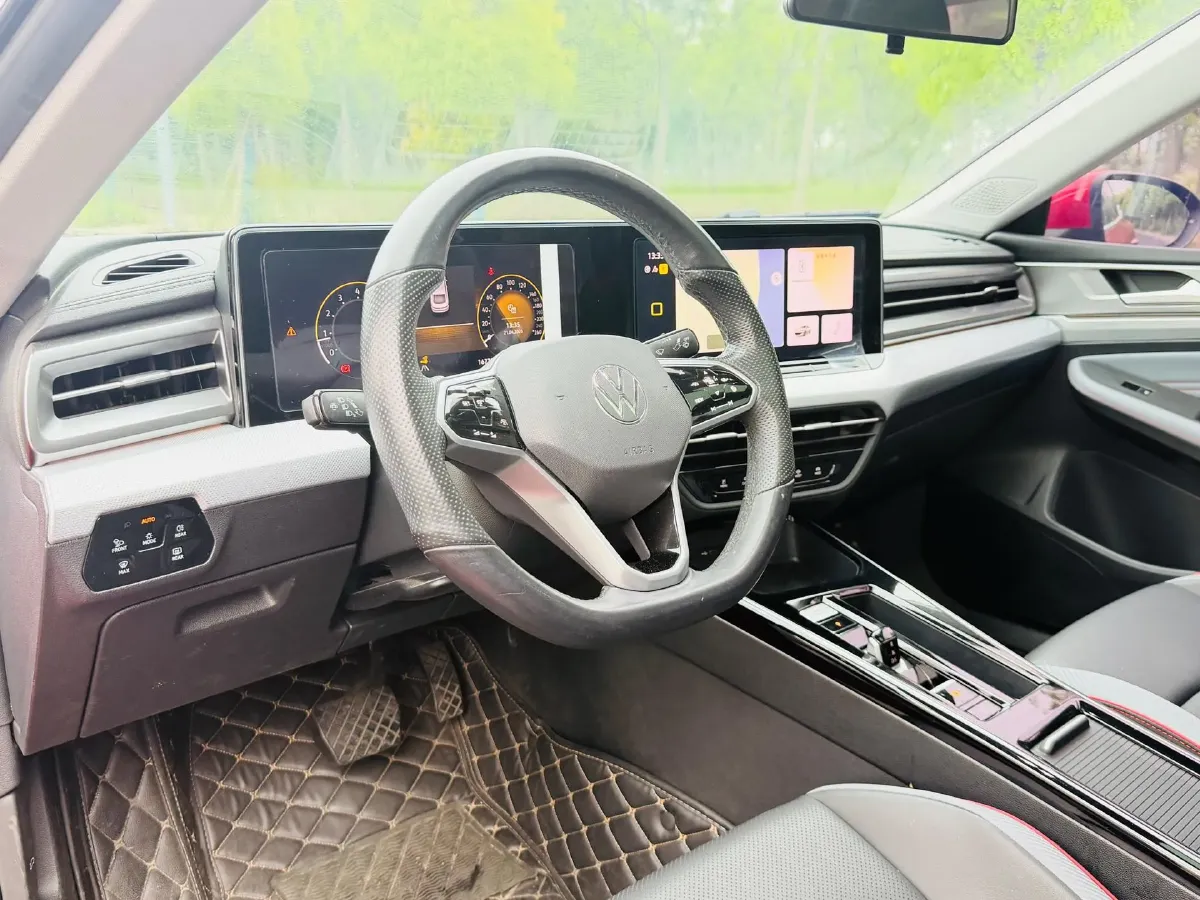 2022 Skoda Superb 2.0T 186HP L4 7DCT,autocango,china used car exporter,china ev exporter,chinese used car exporter,chinese used ev exporter