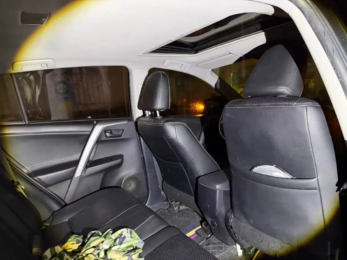 2016 Mitsubishi Outlander 2.0L 150HP L4 CVT,autocango,china used car exporter,china ev exporter,chinese used car exporter,chinese used ev exporter