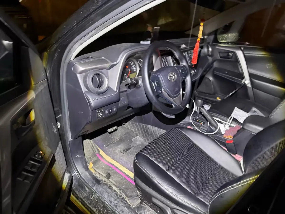 2016 Mitsubishi Outlander 2.0L 150HP L4 CVT,autocango,china used car exporter,china ev exporter,chinese used car exporter,chinese used ev exporter