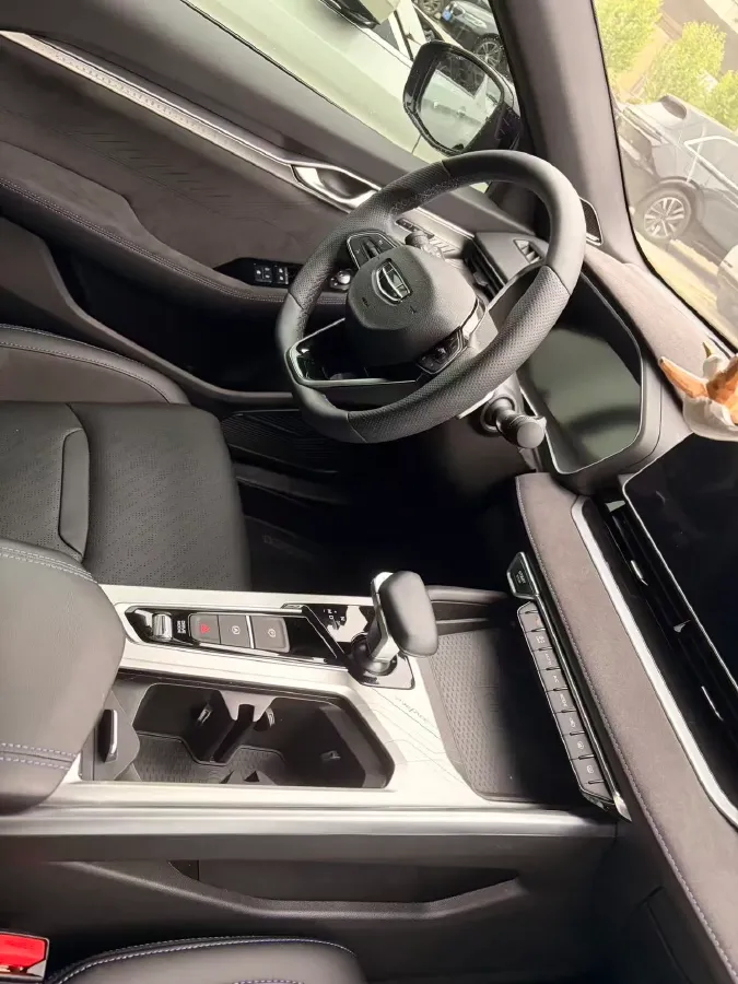 2024 Geely Preface 2.0T 190HP L4 7DCT,autocango,china used car exporter,china ev exporter,chinese used car exporter,chinese used ev exporter