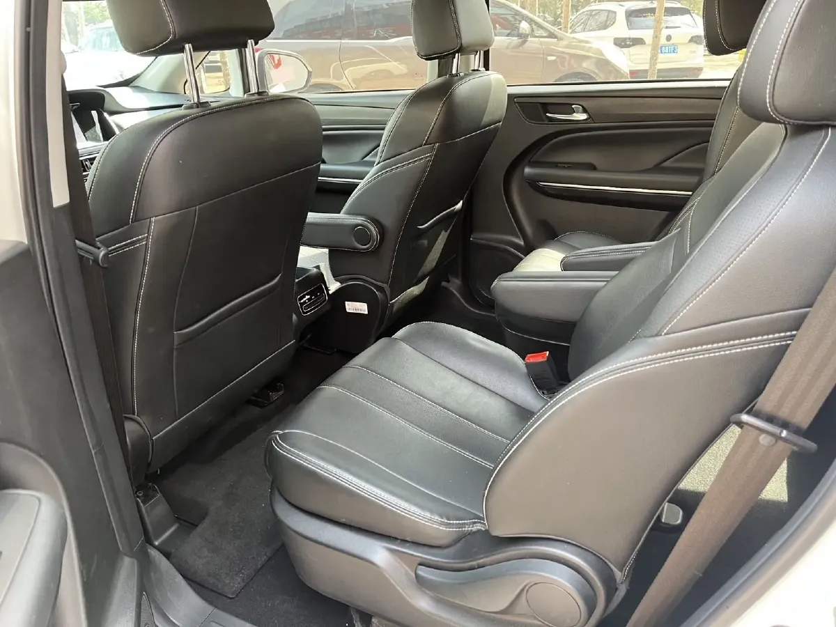 2021 GAC Trumpchi M6 1.5T 169HP L4 7DCT,autocango,china used car exporter,china ev exporter,chinese used car exporter,chinese used ev exporter