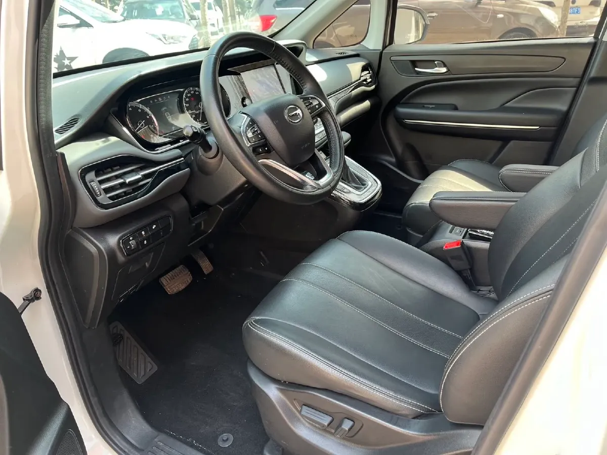 2021 GAC Trumpchi M6 1.5T 169HP L4 7DCT,autocango,china used car exporter,china ev exporter,chinese used car exporter,chinese used ev exporter