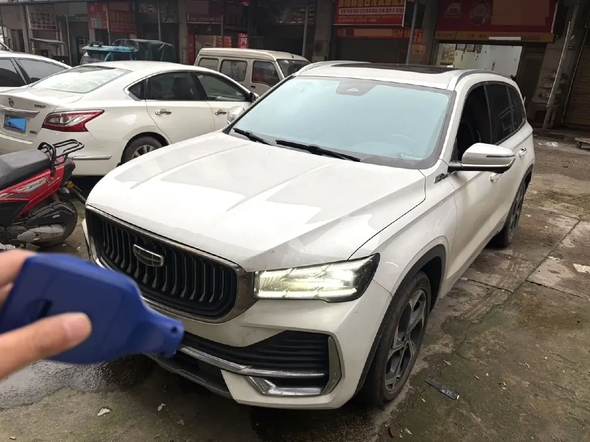 2021 Geely Monjaro 2.0T 218HP L4 7DCT,autocango,china used car exporter,china ev exporter,chinese used car exporter,chinese used ev exporter