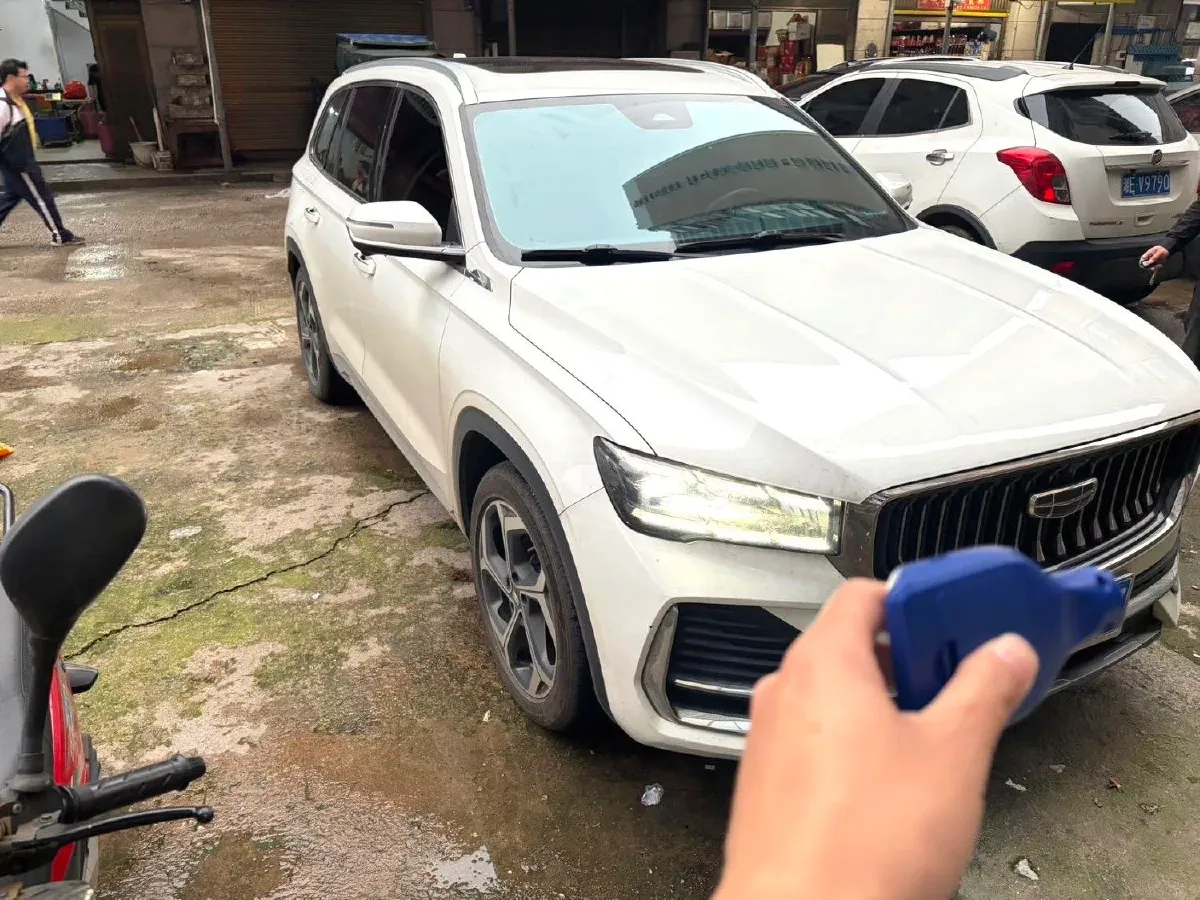 2021 Geely Monjaro 2.0T 218HP L4 7DCT,autocango,china used car exporter,china ev exporter,chinese used car exporter,chinese used ev exporter